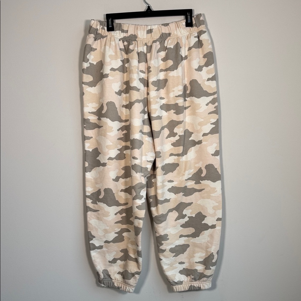 NWT Aerie Jet Setter Jogger in Sandbar - L - Picture 4 of 7
